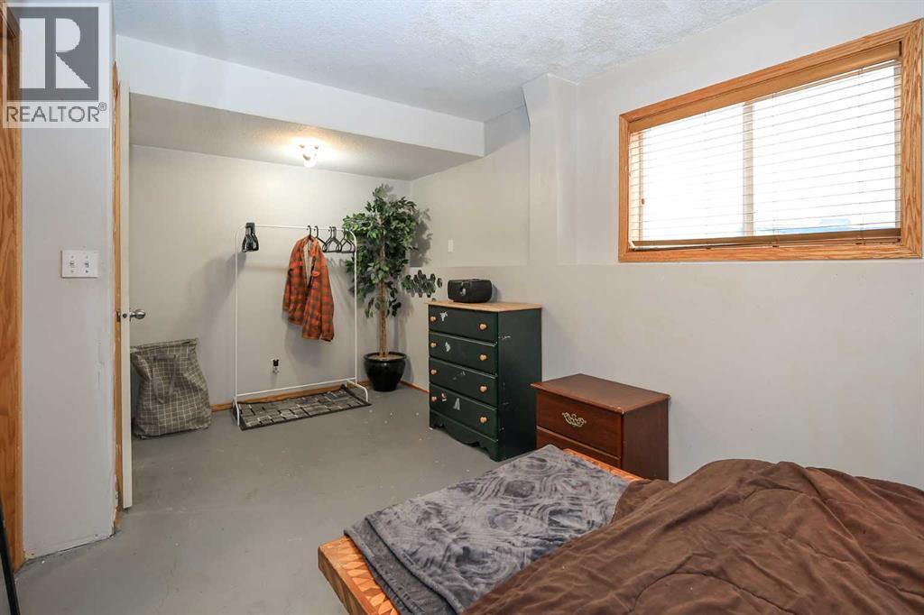 77 Duval Crescent, Red Deer, Alberta  T4R 2Y7 - Photo 38 - A2289519