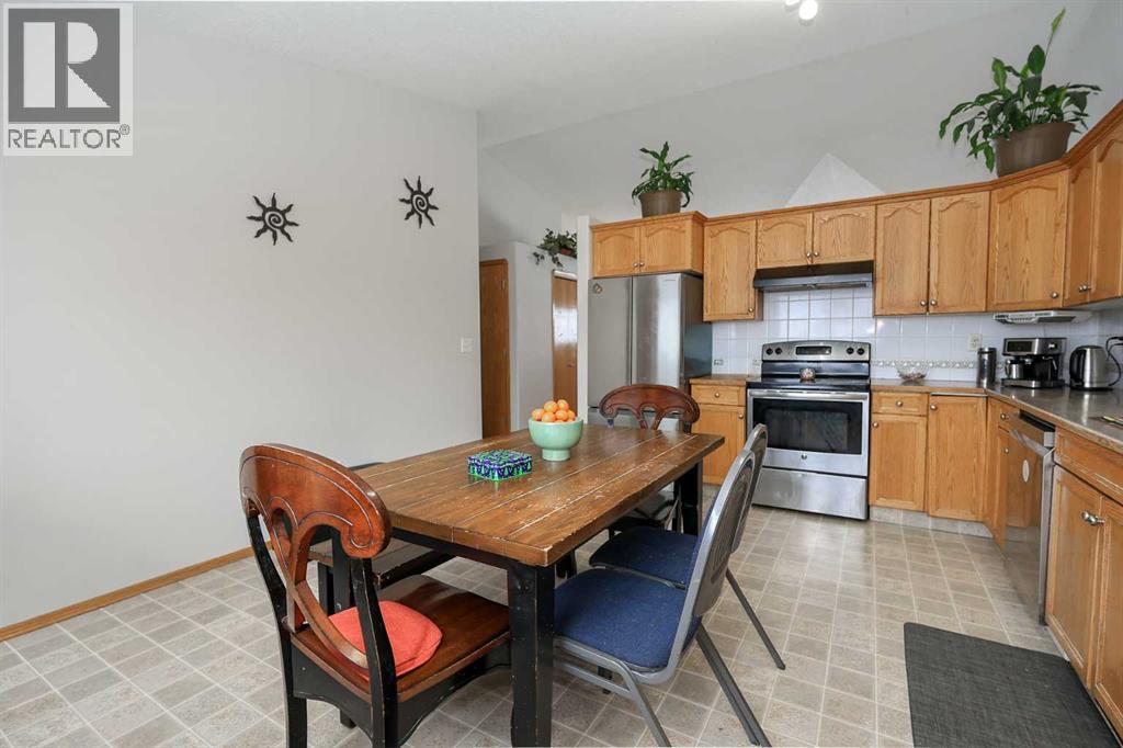 77 Duval Crescent, Red Deer, Alberta  T4R 2Y7 - Photo 13 - A2289519