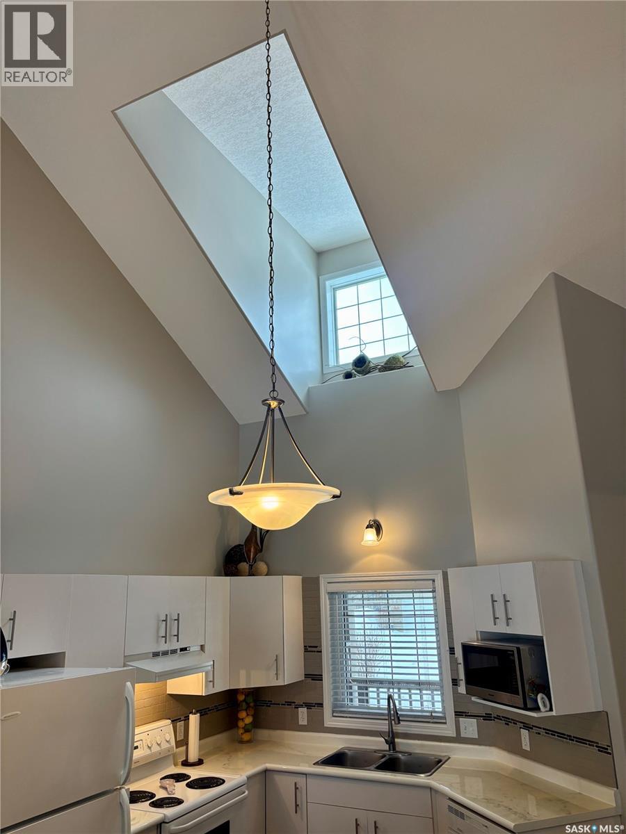 66 Eagle View Way, Elk Ridge, Saskatchewan  S0J 2Y0 - Photo 5 - SK031185