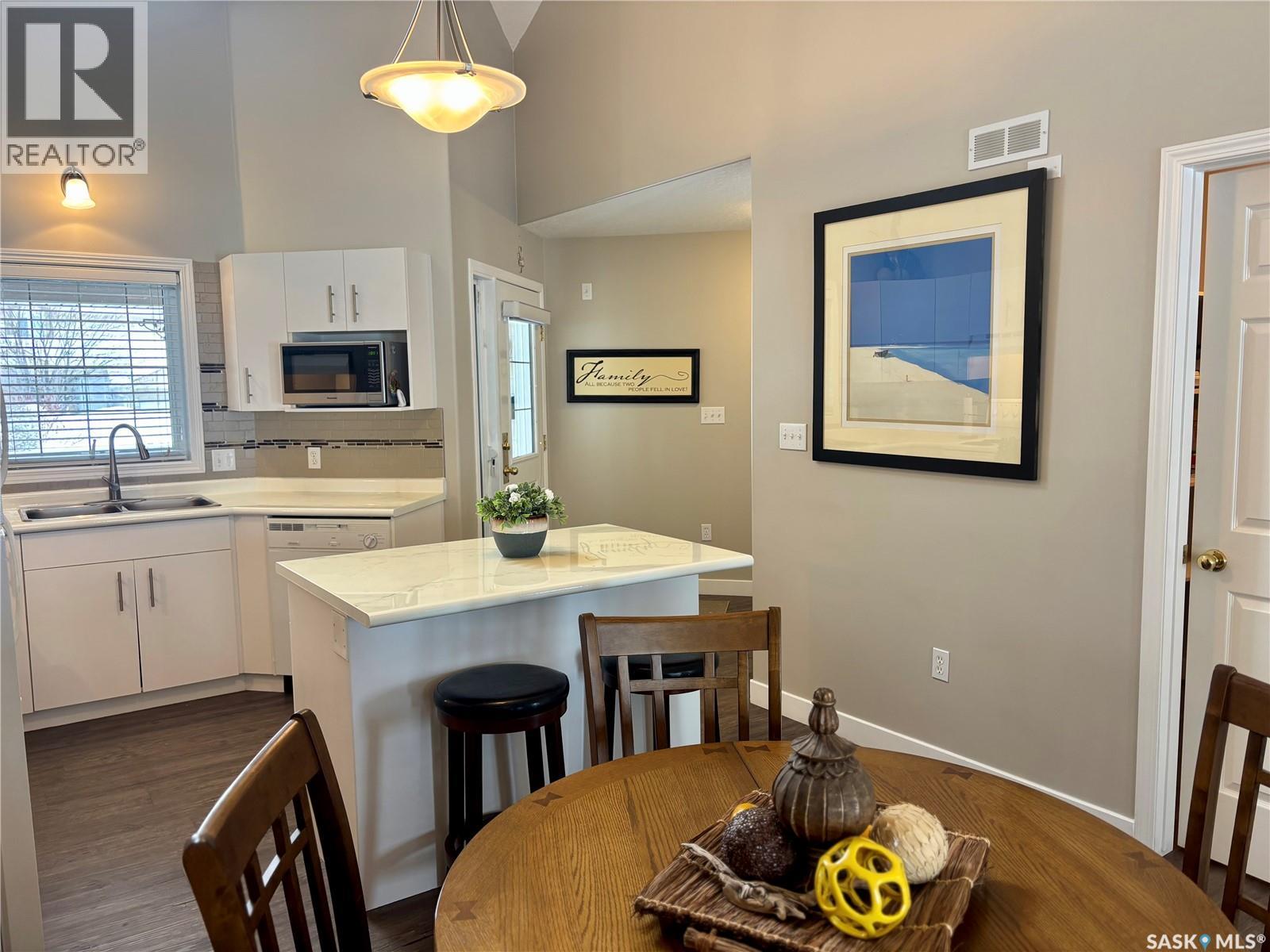 66 Eagle View Way, Elk Ridge, Saskatchewan  S0J 2Y0 - Photo 6 - SK031185