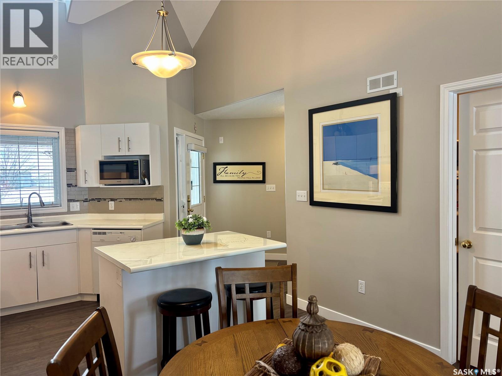 66 Eagle View Way, Elk Ridge, Saskatchewan  S0J 2Y0 - Photo 7 - SK031185