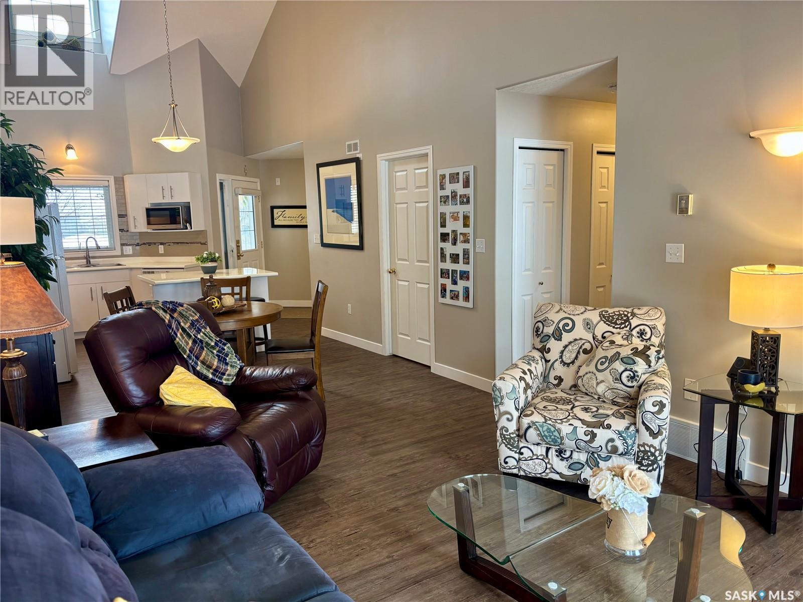 66 Eagle View Way, Elk Ridge, Saskatchewan  S0J 2Y0 - Photo 8 - SK031185