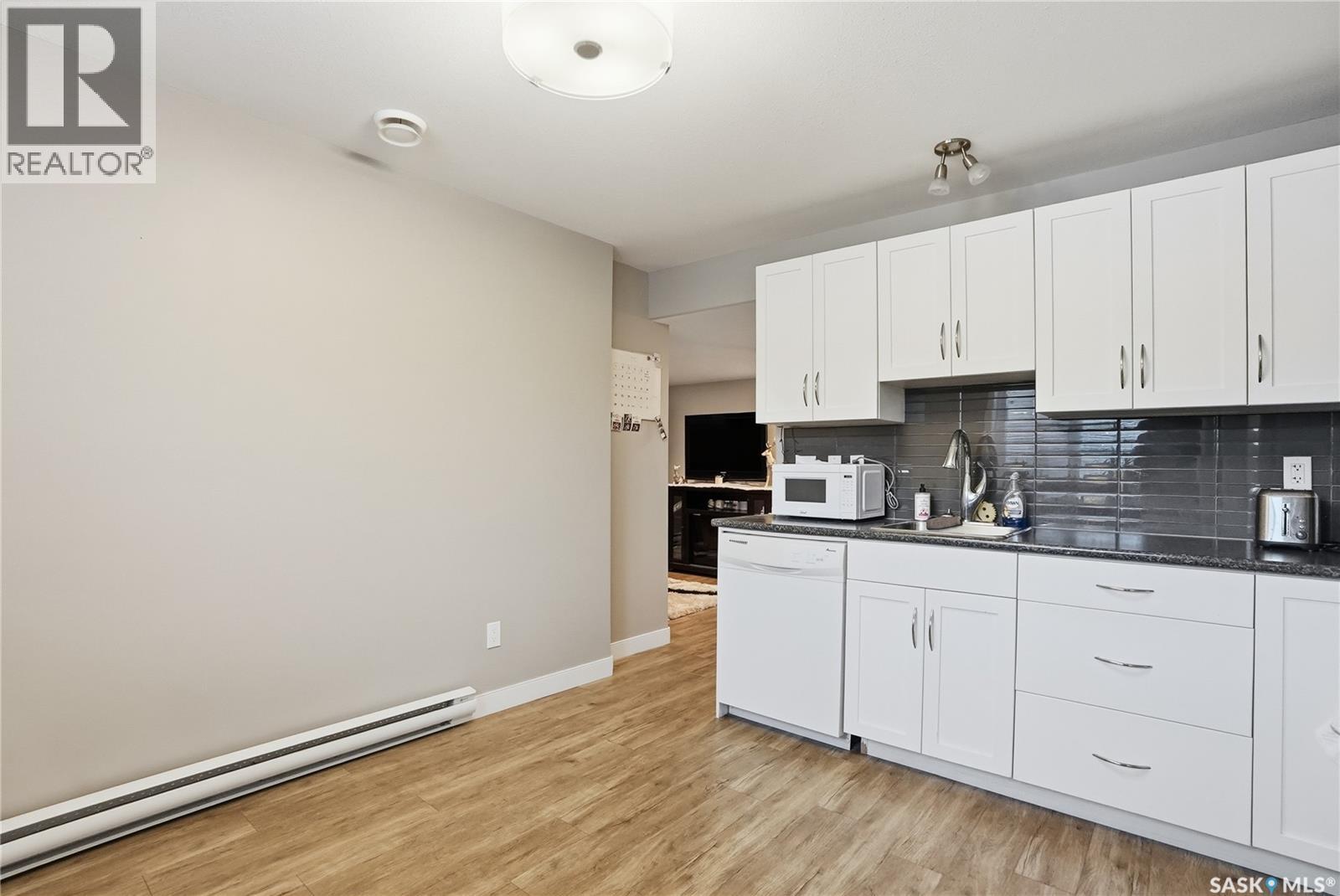 118 Rajput Way, Saskatoon, Saskatchewan  S7W 0L4 - Photo 27 - SK031147