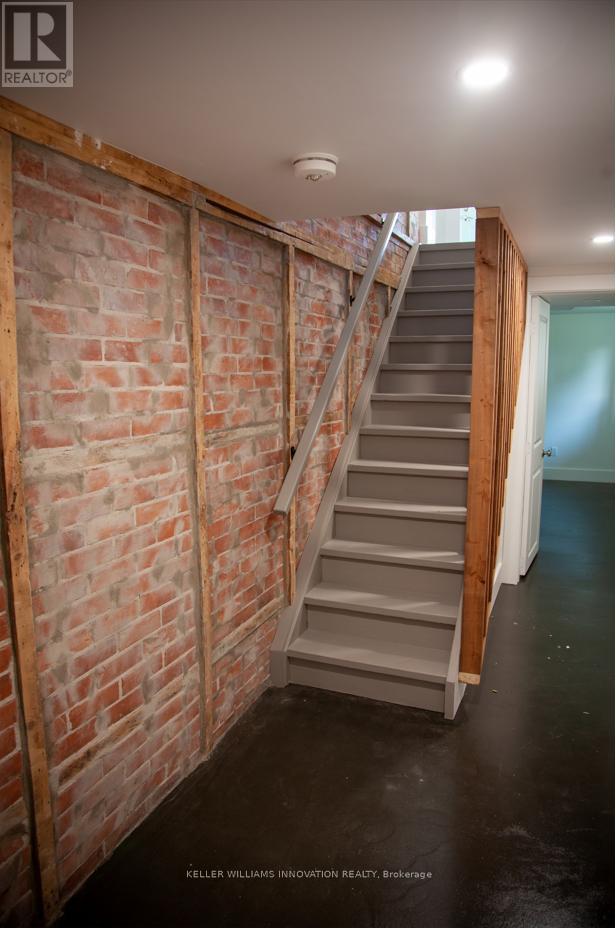 B - 72 Waterloo Avenue, Guelph, Ontario  N1H 3H5 - Photo 16 - X12915802