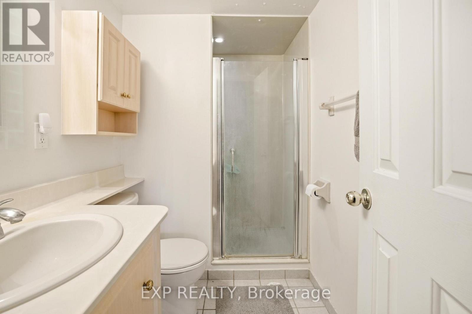 300 Keats Way, Waterloo, Ontario  N2L 6E6 - Photo 14 - X12915856