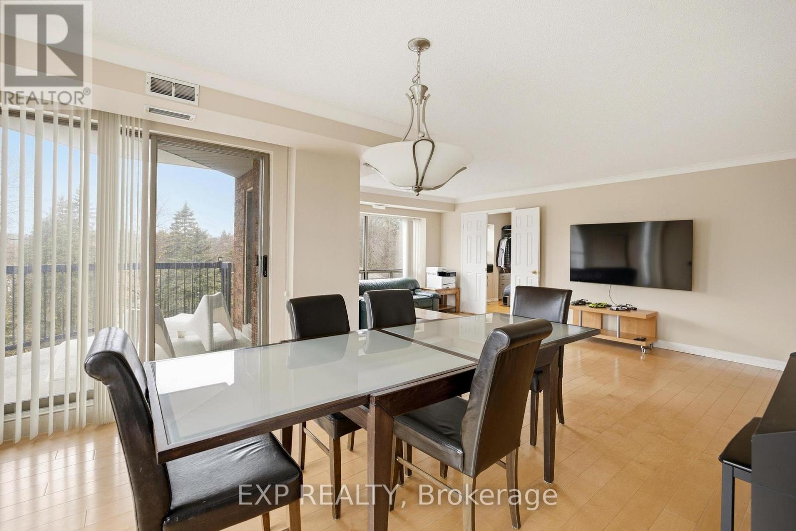 300 Keats Way, Waterloo, Ontario  N2L 6E6 - Photo 24 - X12915856