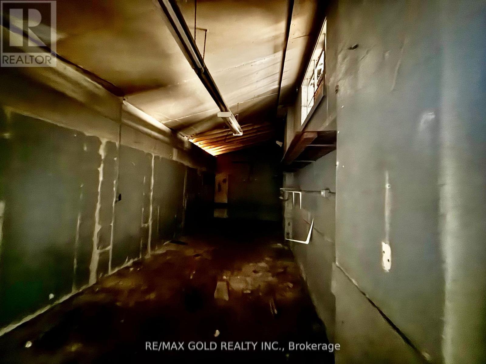 201 Dundas Street, Woodstock, Ontario  N4S 1A6 - Photo 6 - X12915860