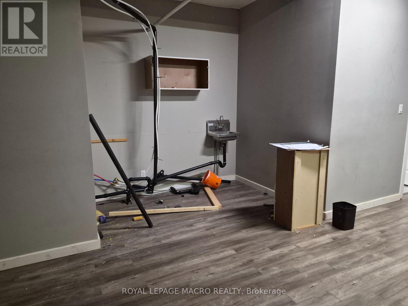 630 King Street E, Cambridge, Ontario  N3H 3N6 - Photo 10 - X12915874