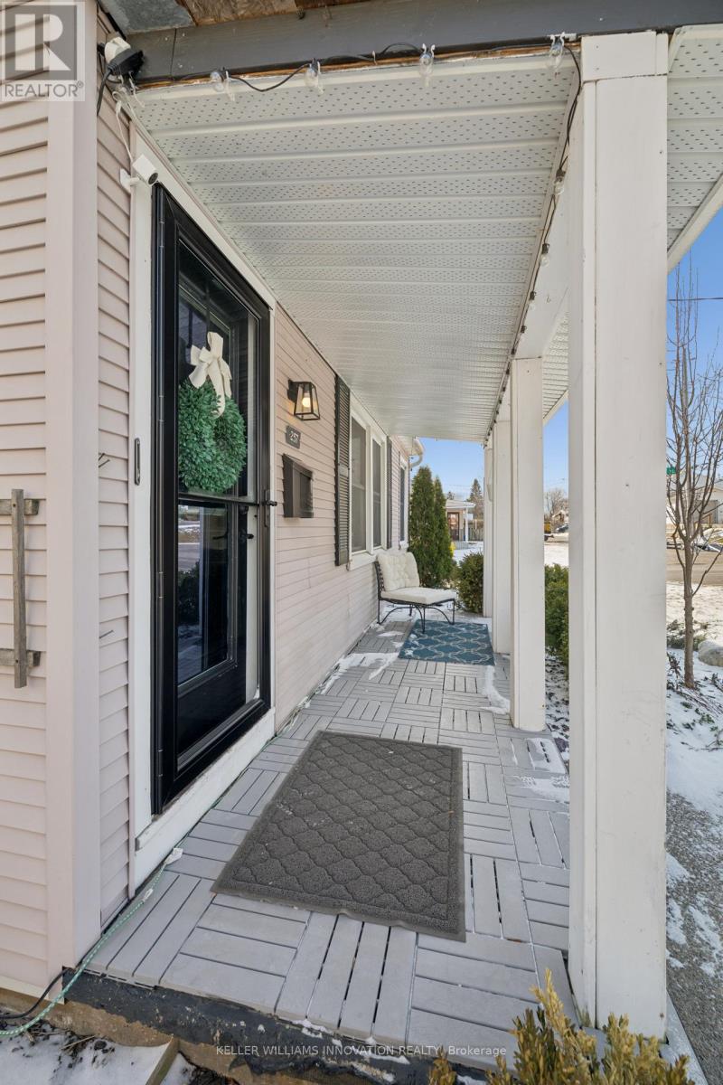 257 Melrose Street, Cambridge, Ontario  N3H 4A7 - Photo 5 - X12915880