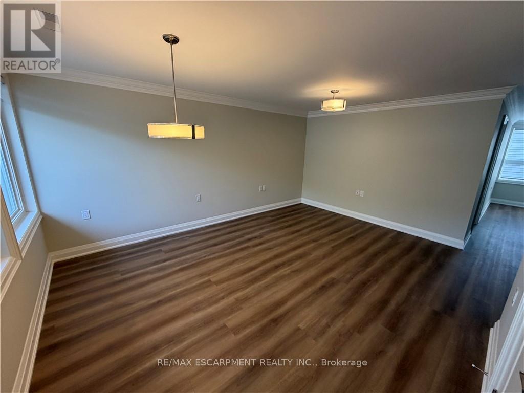 59 Szollosy Circle, Hamilton, Ontario  L9B 1T8 - Photo 16 - X12915954