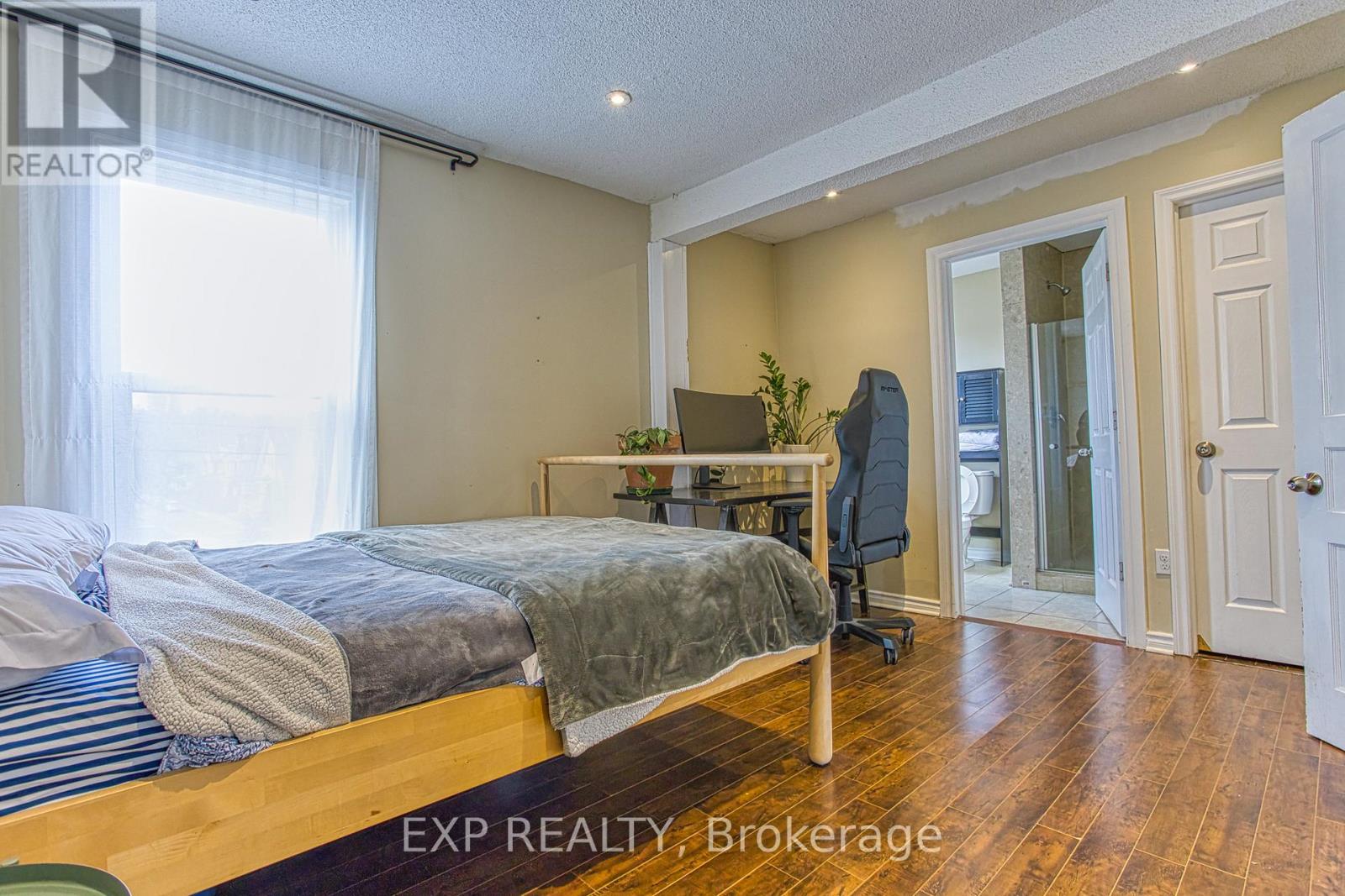 20 Senator Avenue, Hamilton, Ontario  L8L 1Z4 - Photo 20 - X12915986