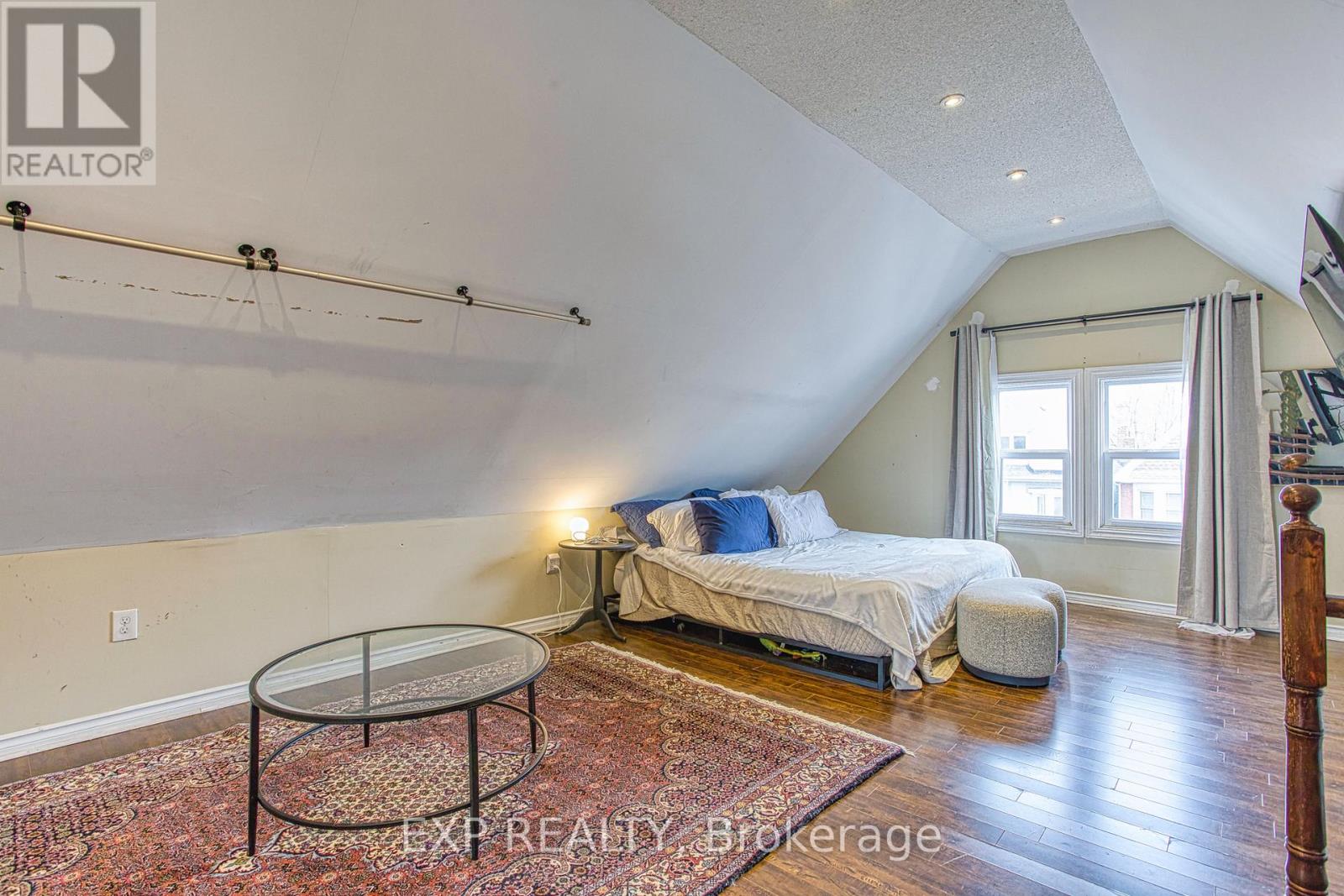 20 Senator Avenue, Hamilton, Ontario  L8L 1Z4 - Photo 25 - X12915986