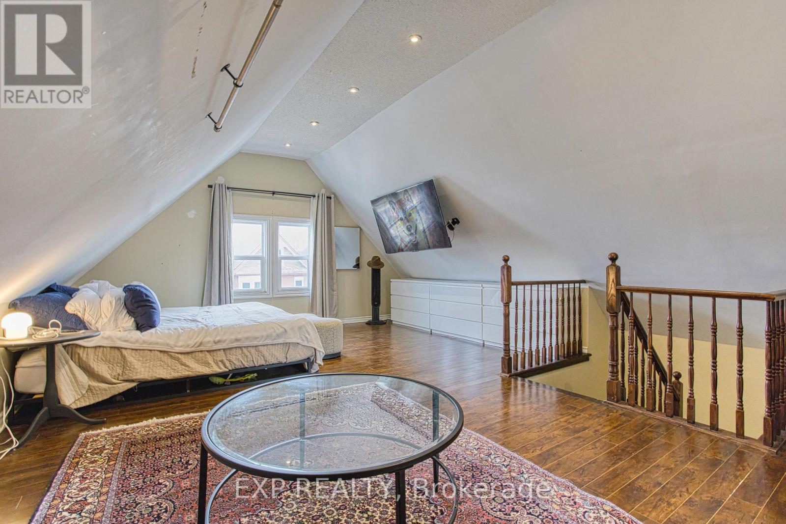 20 Senator Avenue, Hamilton, Ontario  L8L 1Z4 - Photo 26 - X12915986