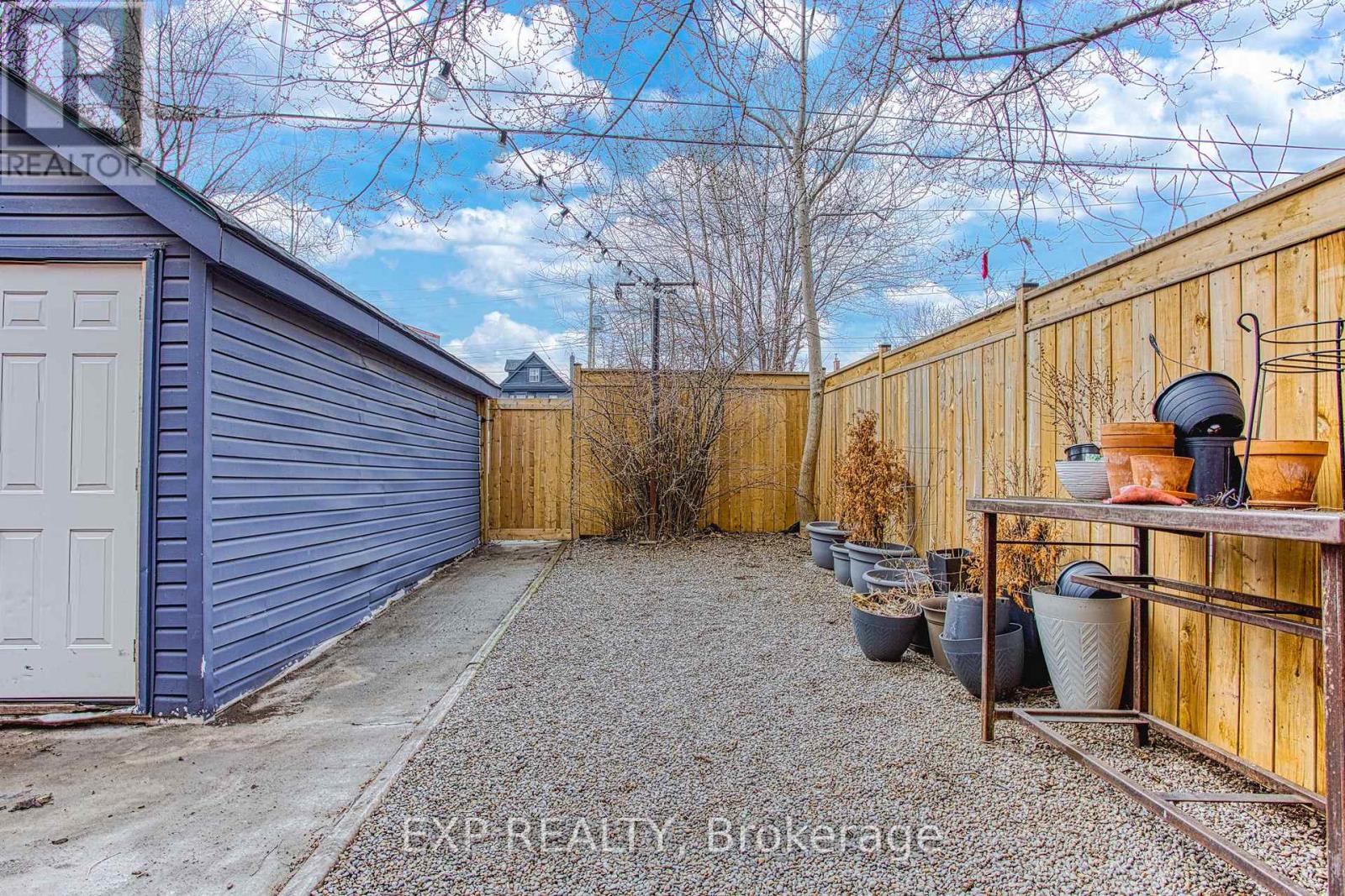 20 Senator Avenue, Hamilton, Ontario  L8L 1Z4 - Photo 37 - X12915986