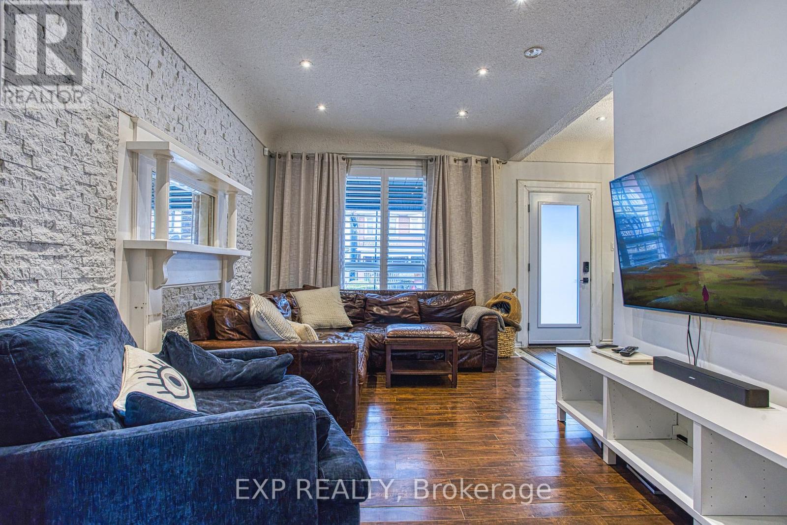 20 Senator Avenue, Hamilton, Ontario  L8L 1Z4 - Photo 7 - X12915986