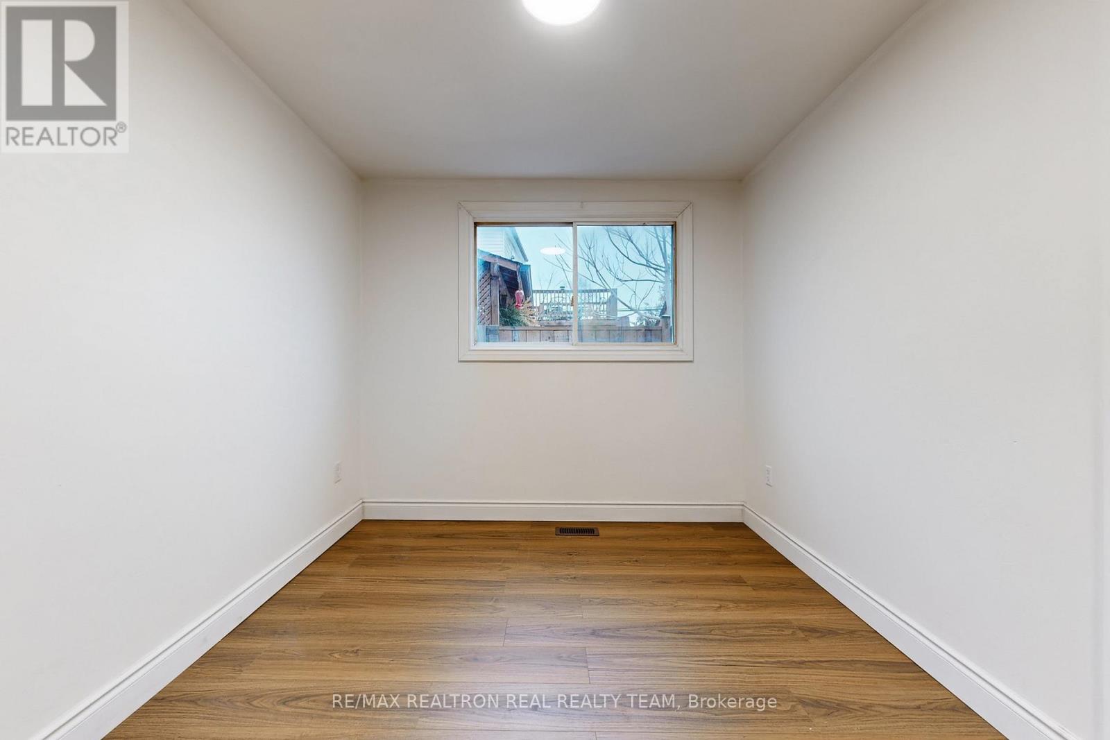 #c1 - 1129 Cannon Street E, Hamilton, Ontario  L8L 2J7 - Photo 16 - X12915994