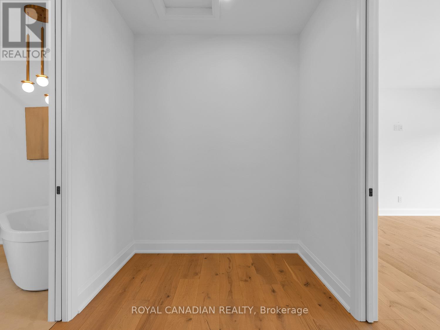 119 Welland Vale Road, St. Catharines, Ontario  L2S 3Y2 - Photo 24 - X12916006