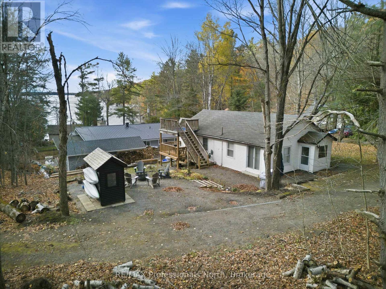 1037 STRAWBERRY BAY ROAD, Bracebridge, Ontario