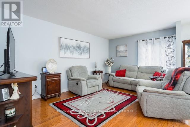 65 Pennsylvania Avenue, Wasaga Beach, Ontario  L9Z 3A8 - Photo 6 - S12726176