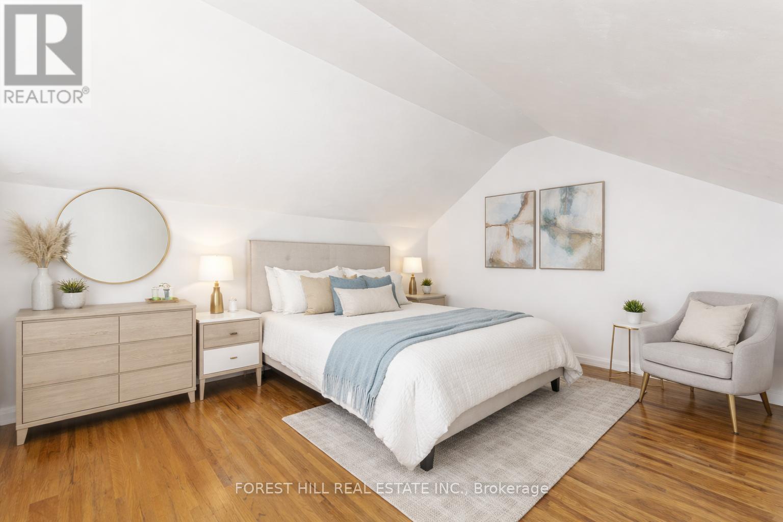 1046 Dovercourt Road, Toronto, Ontario  M6H 2X8 - Photo 7 - W12915718