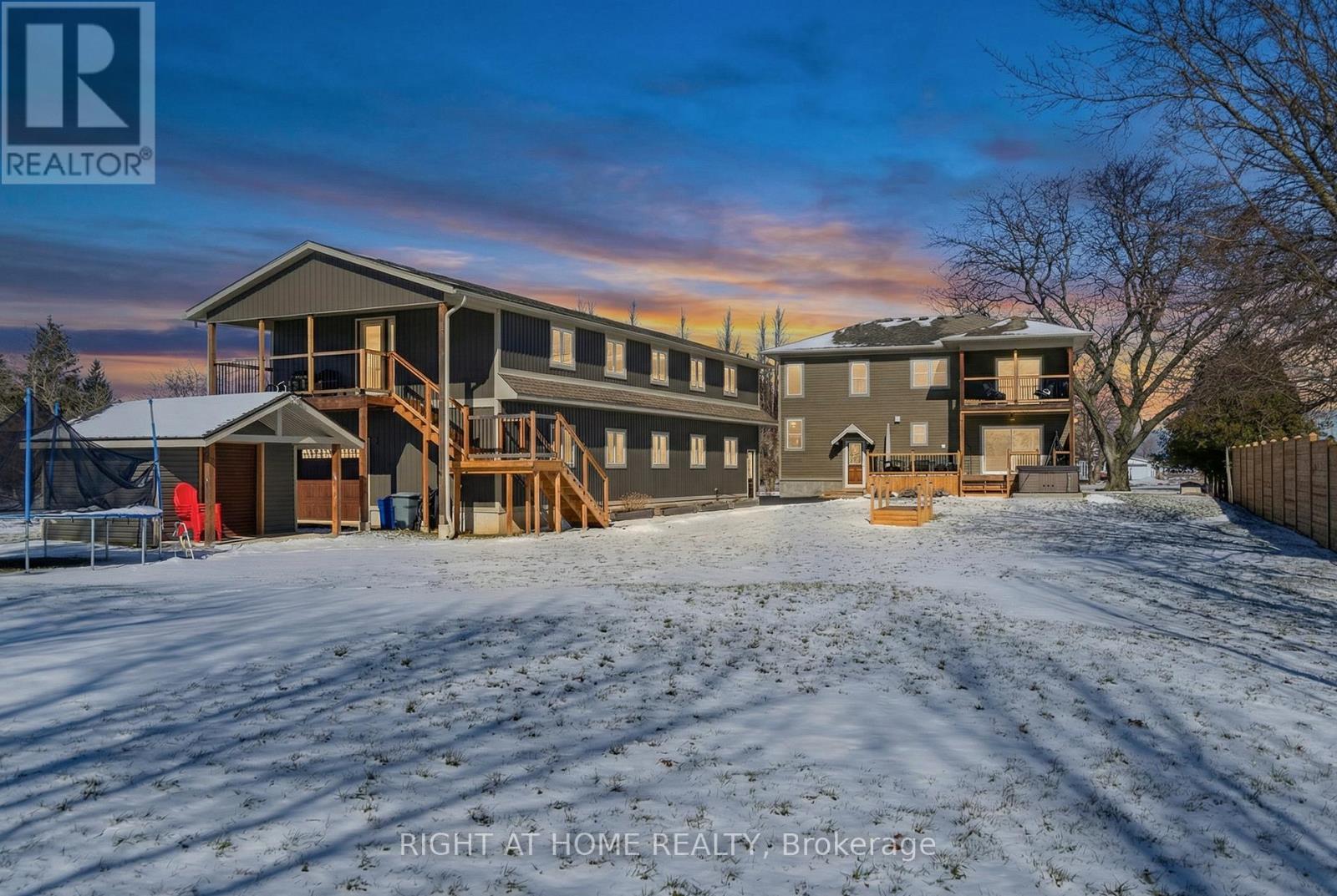 43 Scott Street, Niagara-On-The-Lake, Ontario  L0S 1J0 - Photo 37 - X12827608