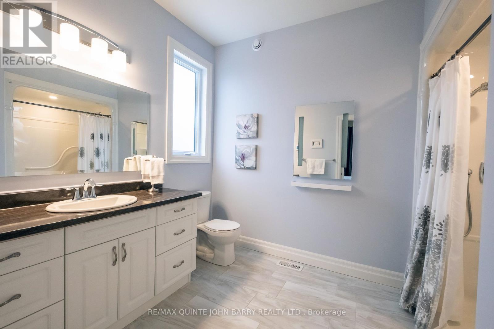 8 Spartan Court, Quinte West, Ontario  K8V 0G5 - Photo 19 - X12777702