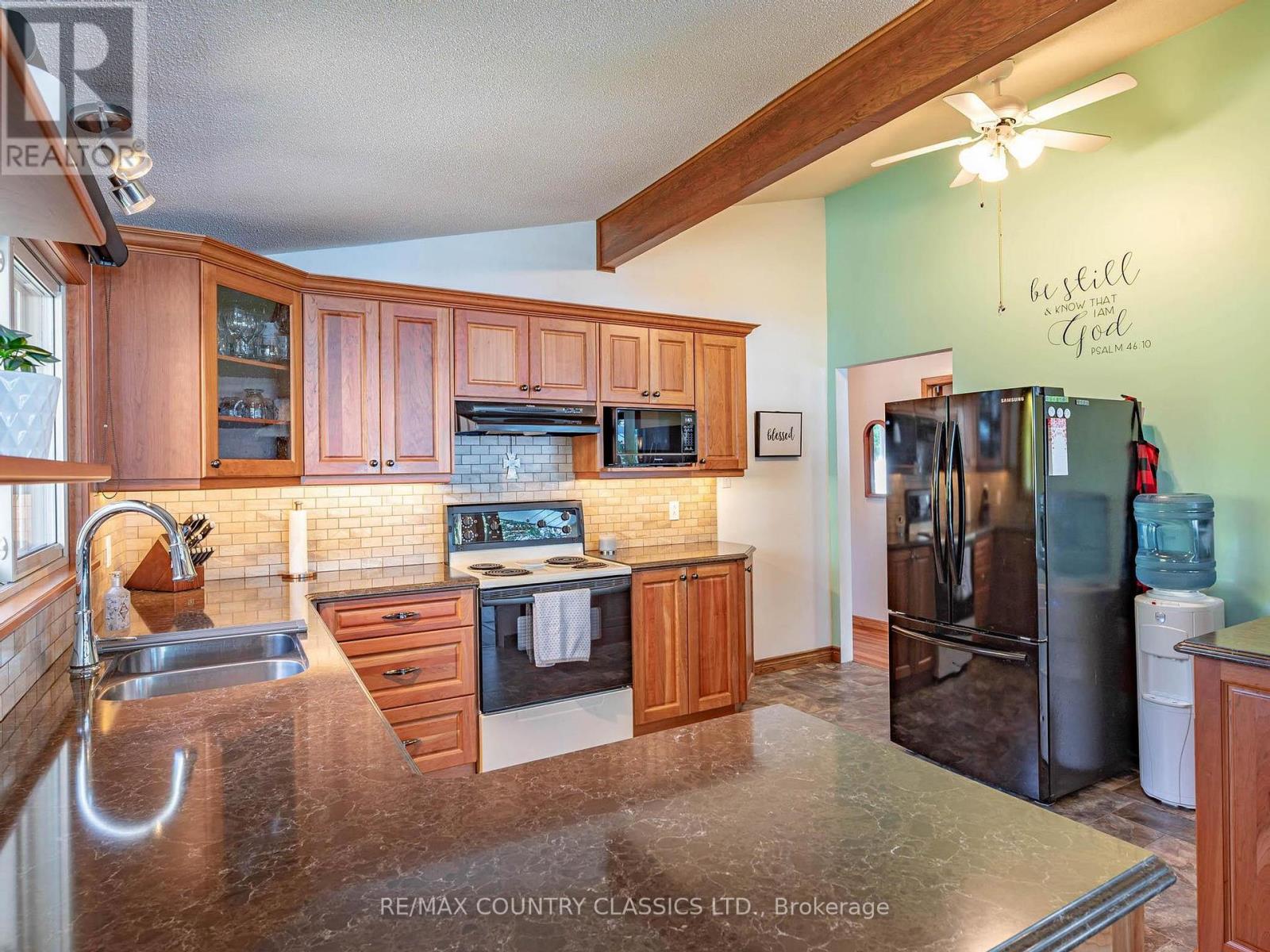 27 Martin Lane, North Kawartha, Ontario  K0L 1A0 - Photo 42 - X12915090