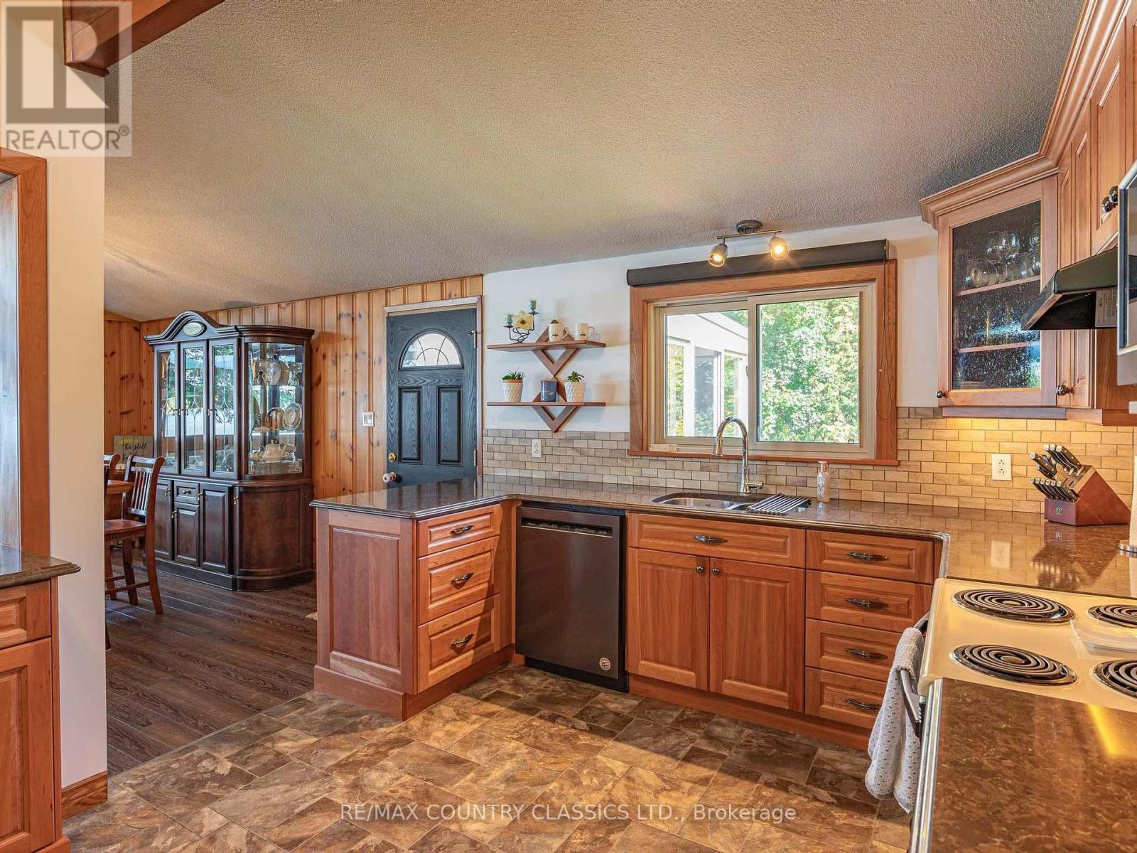 27 Martin Lane, North Kawartha, Ontario  K0L 1A0 - Photo 45 - X12915090