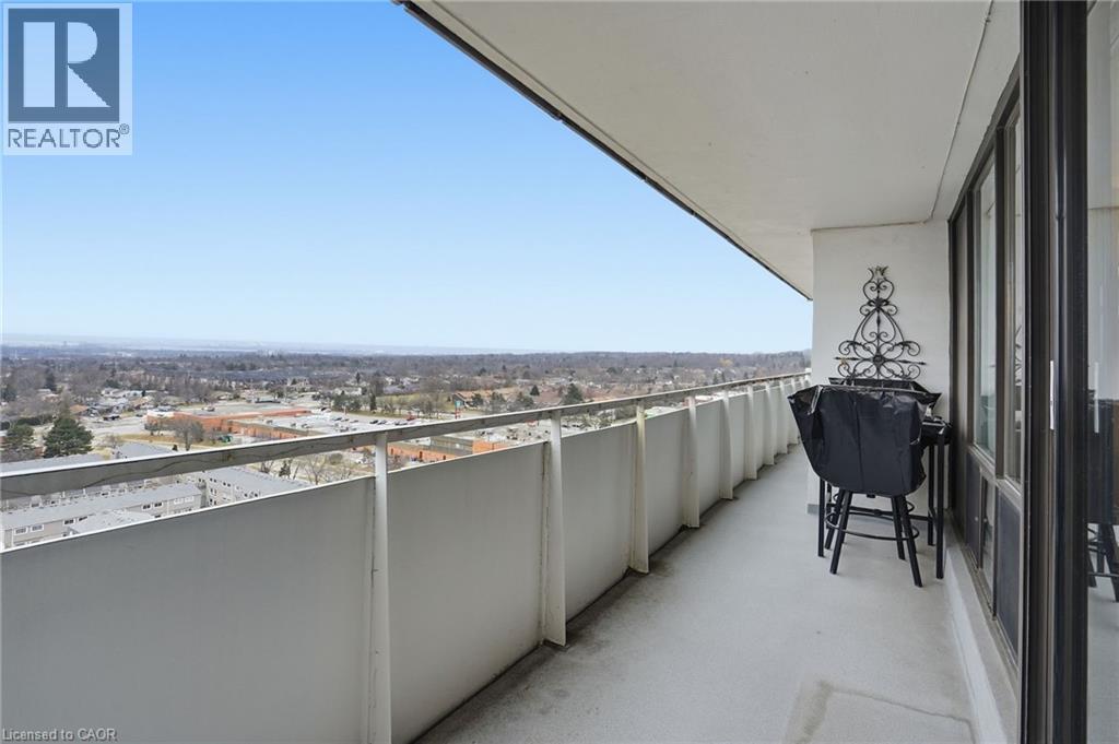 2055 Upper Middle Road Unit# 1405, Burlington, Ontario  L7P 3P4 - Photo 15 - 40814624