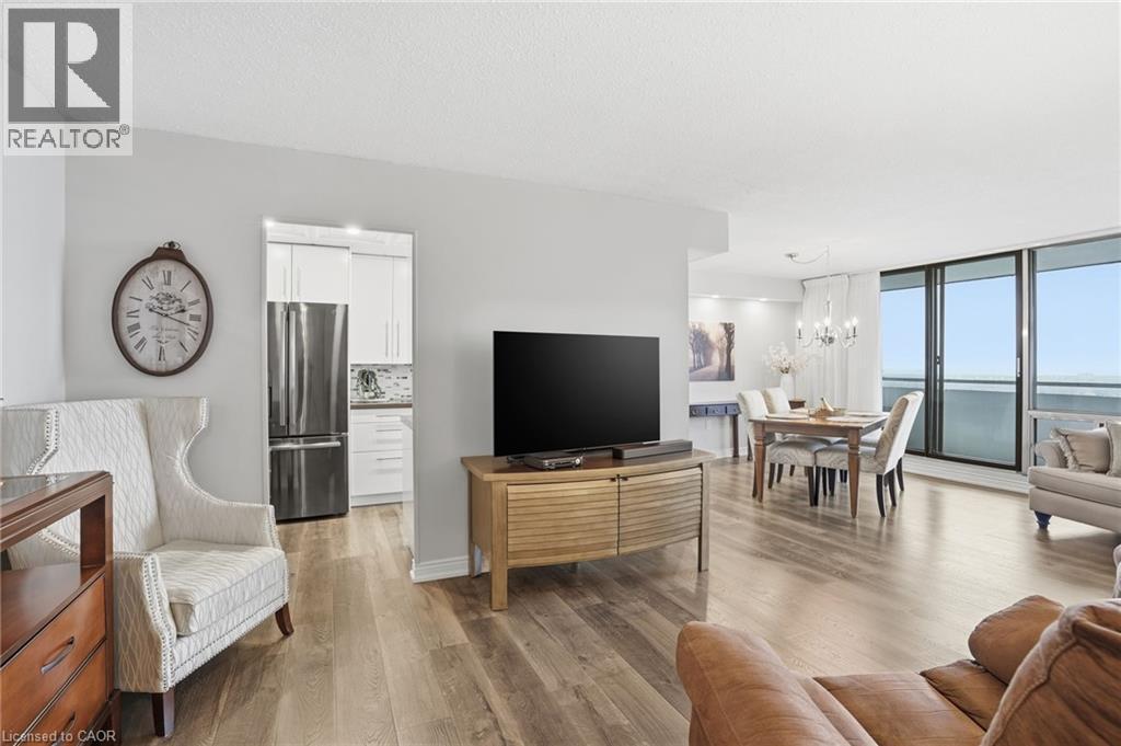 2055 Upper Middle Road Unit# 1405, Burlington, Ontario  L7P 3P4 - Photo 6 - 40814624