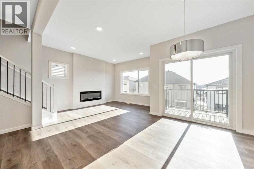 374 Heritage Boulevard, Cochrane, Alberta  T4C 0L3 - Photo 6 - A2294557