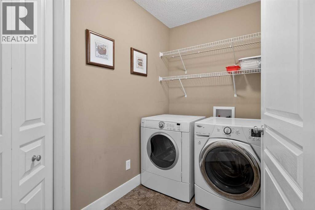 228 Westmount Crescent, Okotoks, Alberta  T1S 2J2 - Photo 23 - A2291911