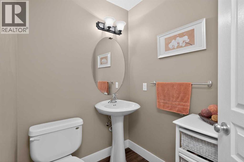 228 Westmount Crescent, Okotoks, Alberta  T1S 2J2 - Photo 22 - A2291911