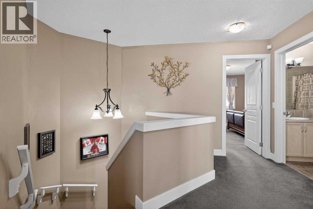 228 Westmount Crescent, Okotoks, Alberta  T1S 2J2 - Photo 24 - A2291911