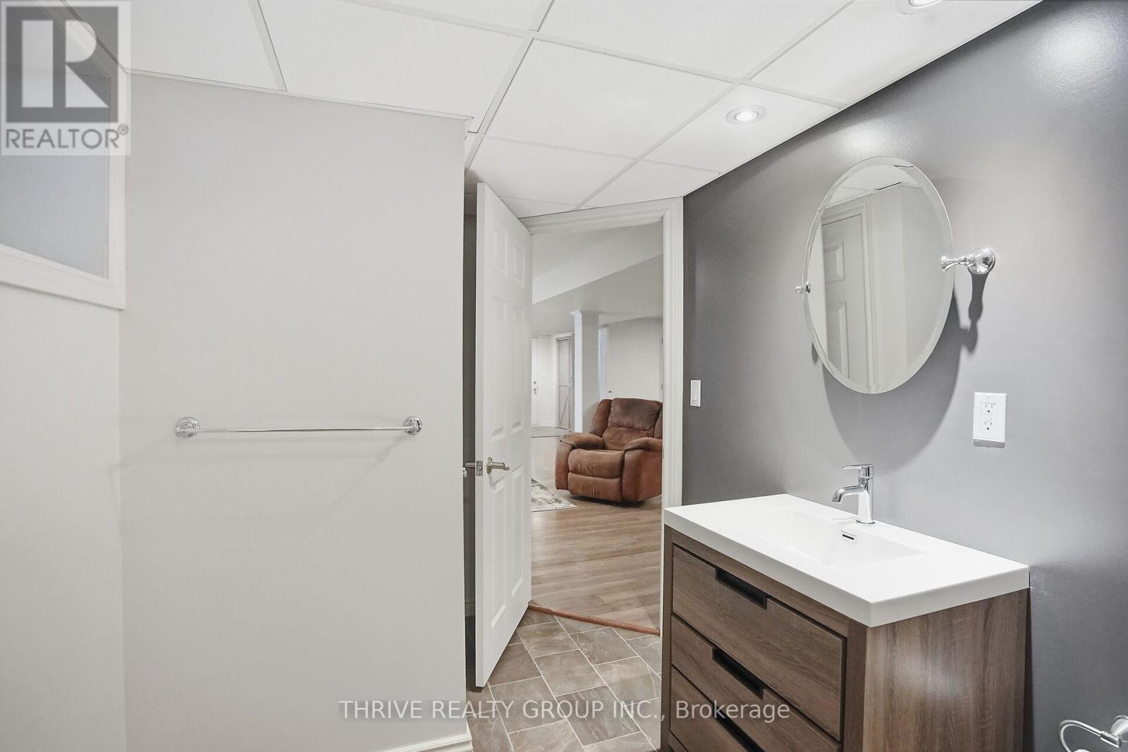 9650 Joanne Avenue, Lambton Shores, Ontario  N0M 1T0 - Photo 35 - X12916156