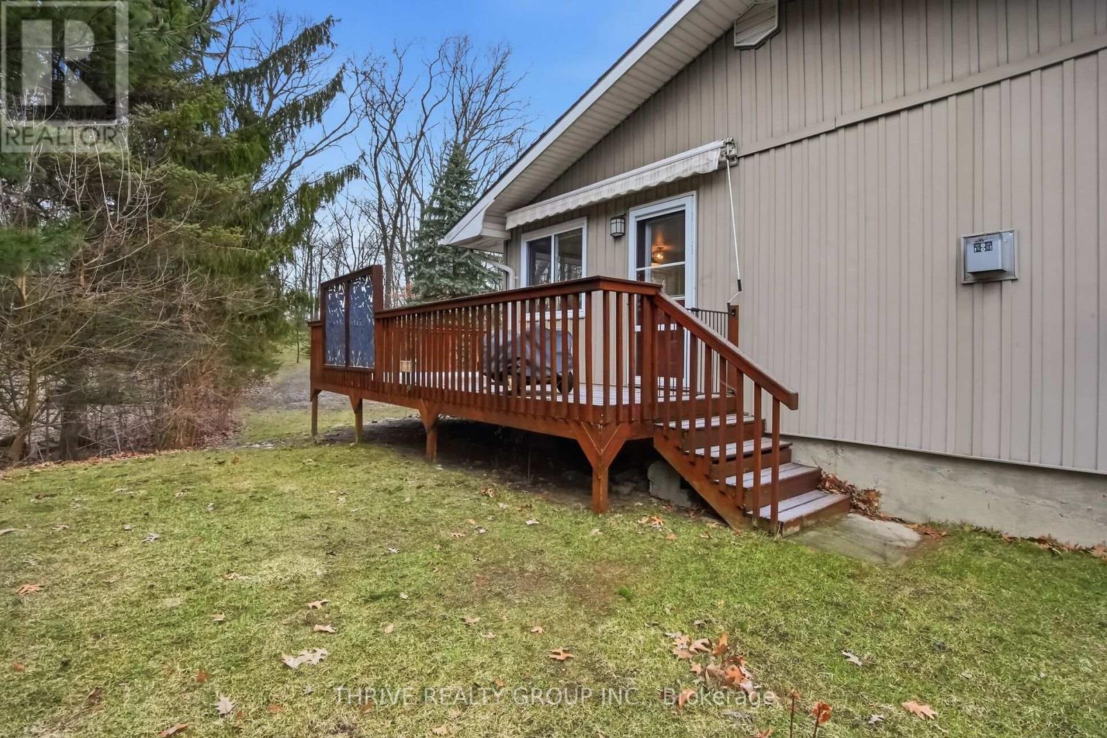 9650 Joanne Avenue, Lambton Shores, Ontario  N0M 1T0 - Photo 41 - X12916156