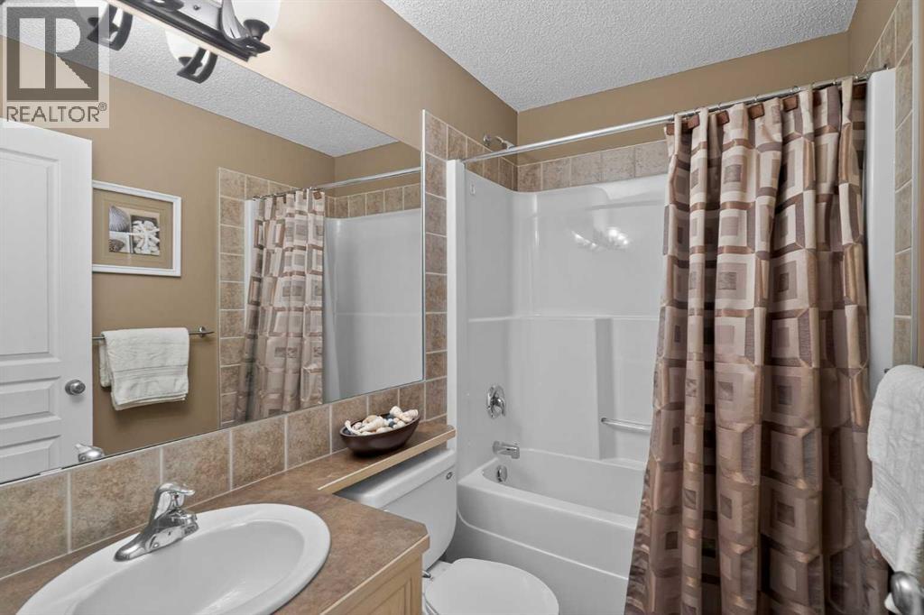 228 Westmount Crescent, Okotoks, Alberta  T1S 2J2 - Photo 38 - A2291911