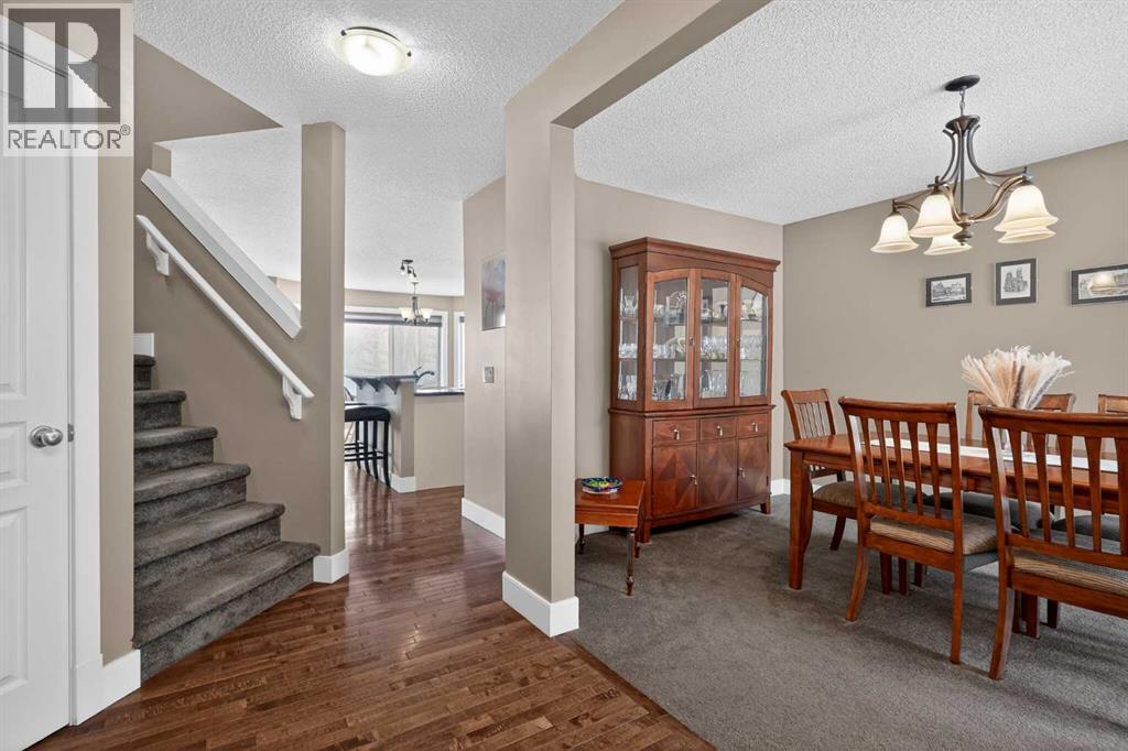 228 Westmount Crescent, Okotoks, Alberta  T1S 2J2 - Photo 6 - A2291911