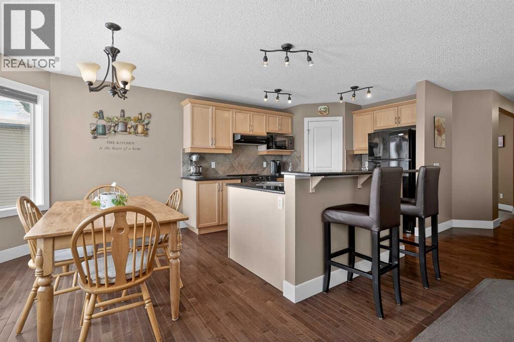 228 Westmount Crescent, Okotoks, Alberta  T1S 2J2 - Photo 20 - A2291911