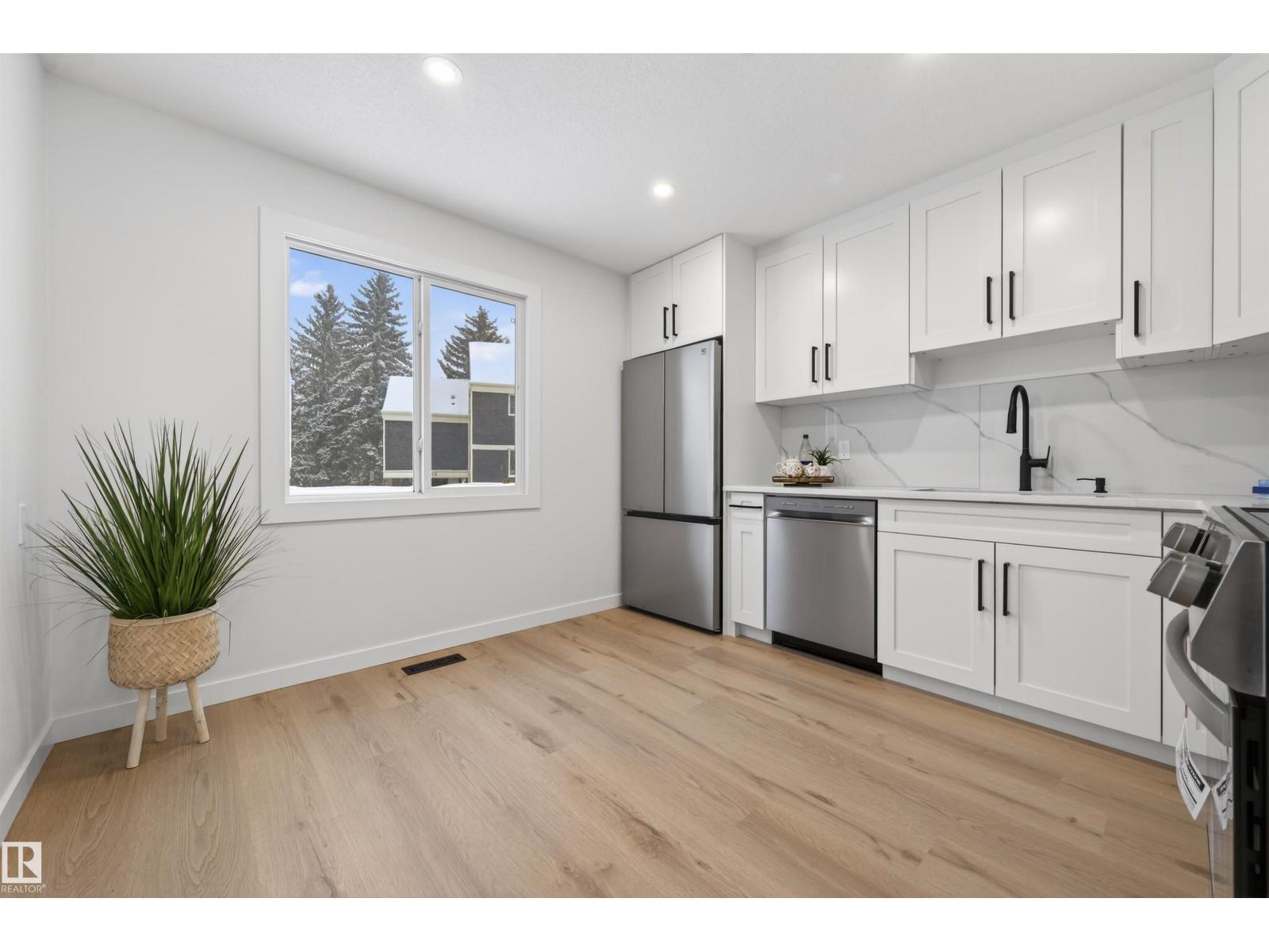 304 Morin Maze Mz Nw, Edmonton, Alberta  T6K 1V1 - Photo 11 - E4474480