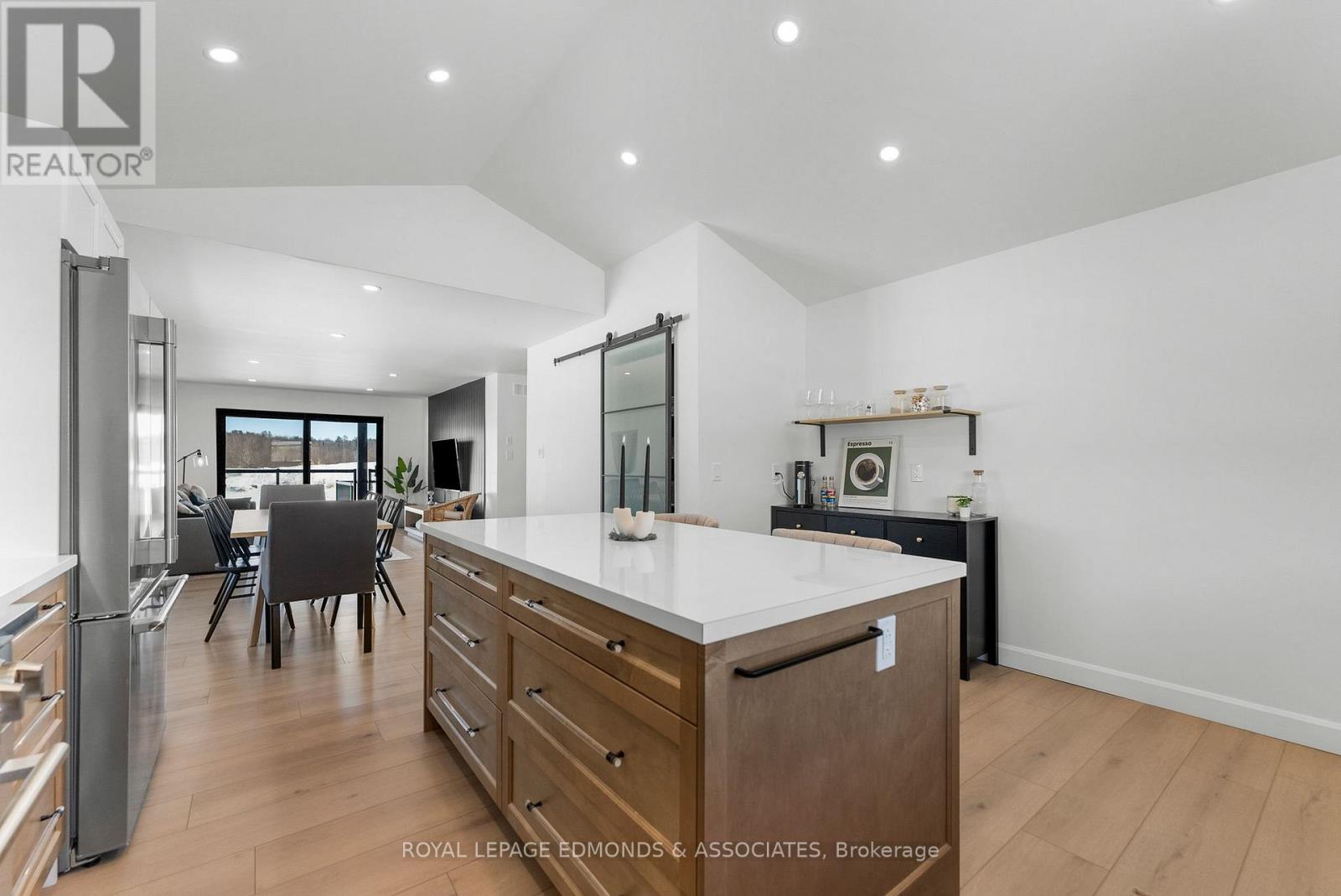 1097 Sutherland Road, Whitewater Region, Ontario  K8A 6W3 - Photo 13 - X12916056