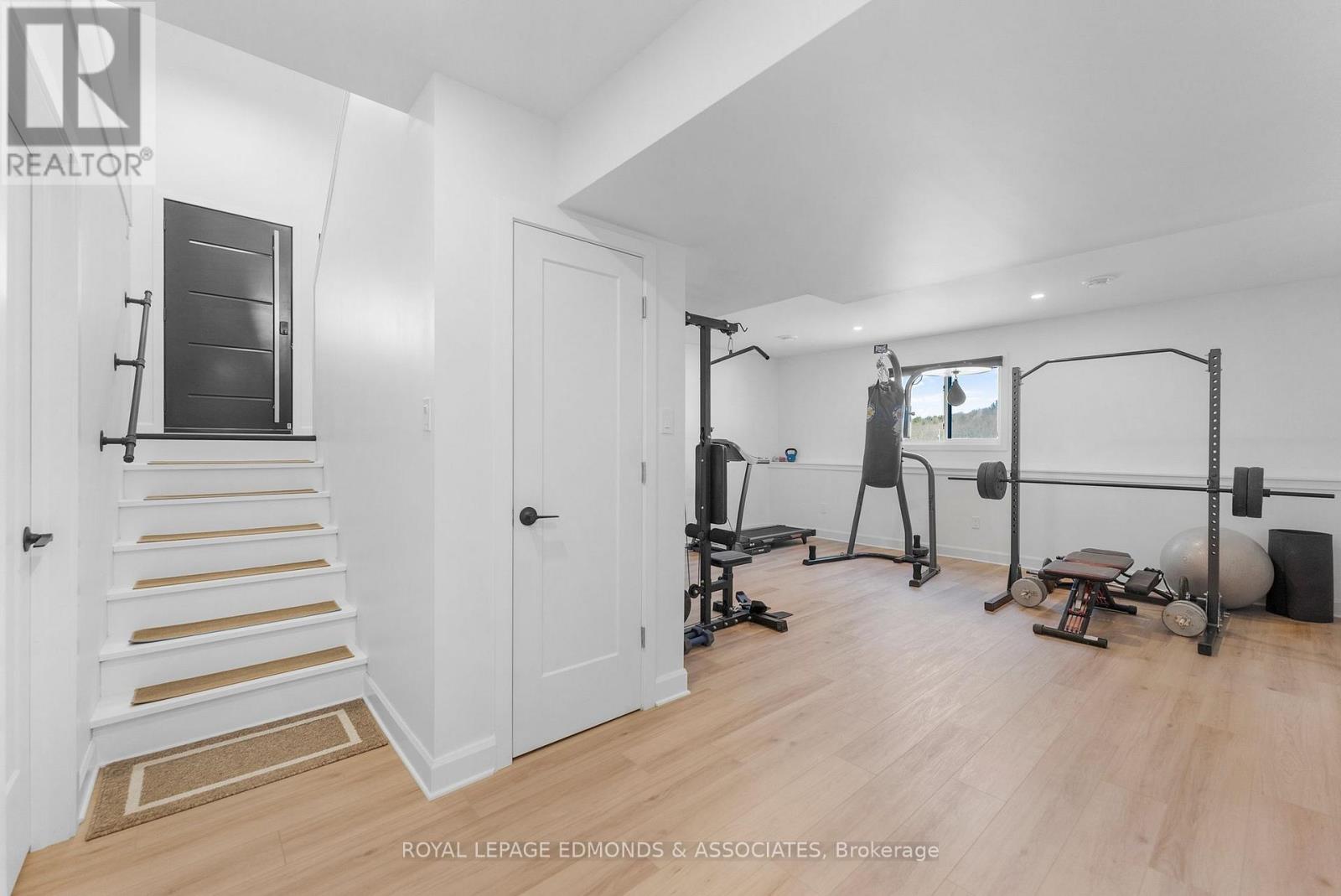 1097 Sutherland Road, Whitewater Region, Ontario  K8A 6W3 - Photo 31 - X12916056