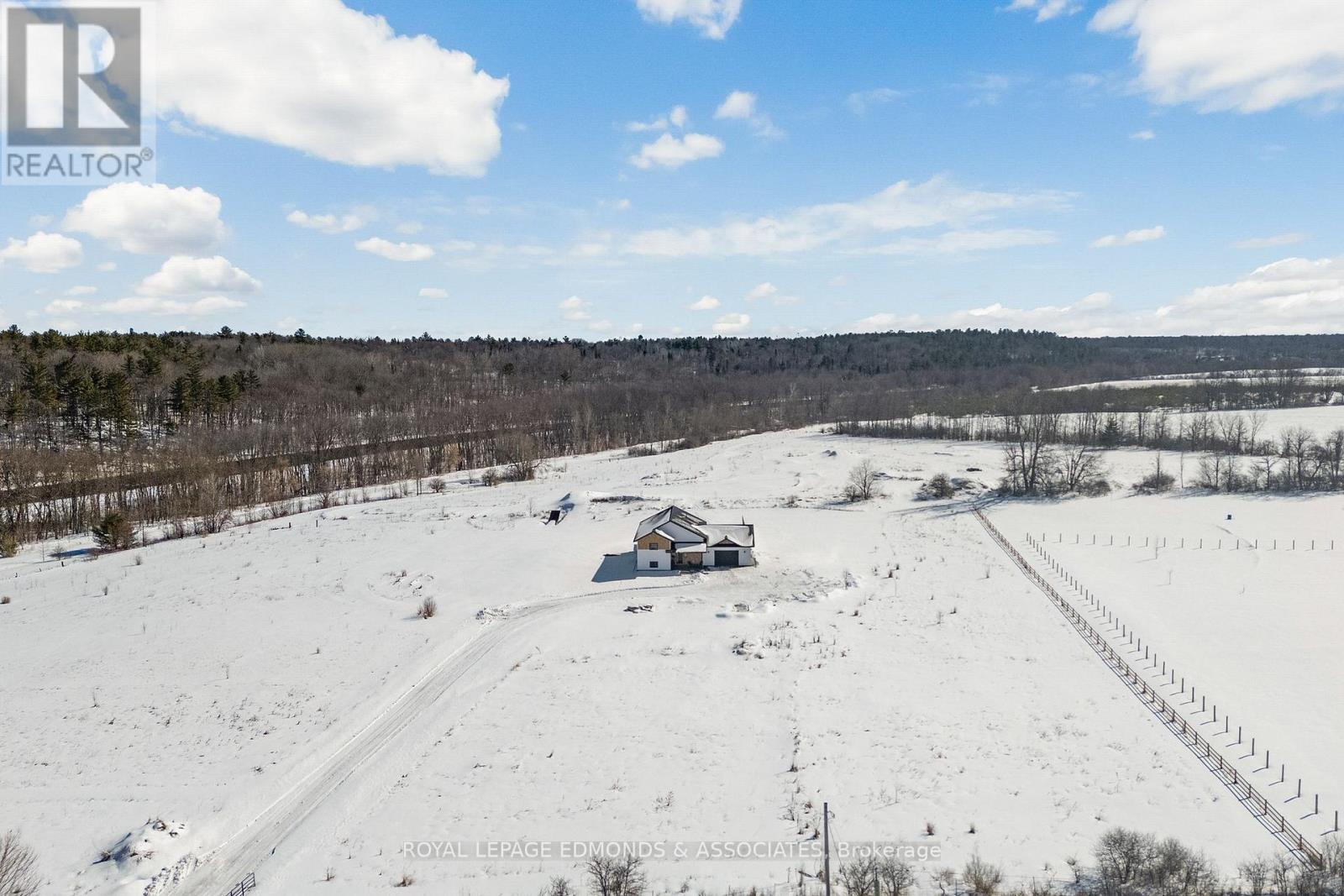 1097 Sutherland Road, Whitewater Region, Ontario  K8A 6W3 - Photo 43 - X12916056