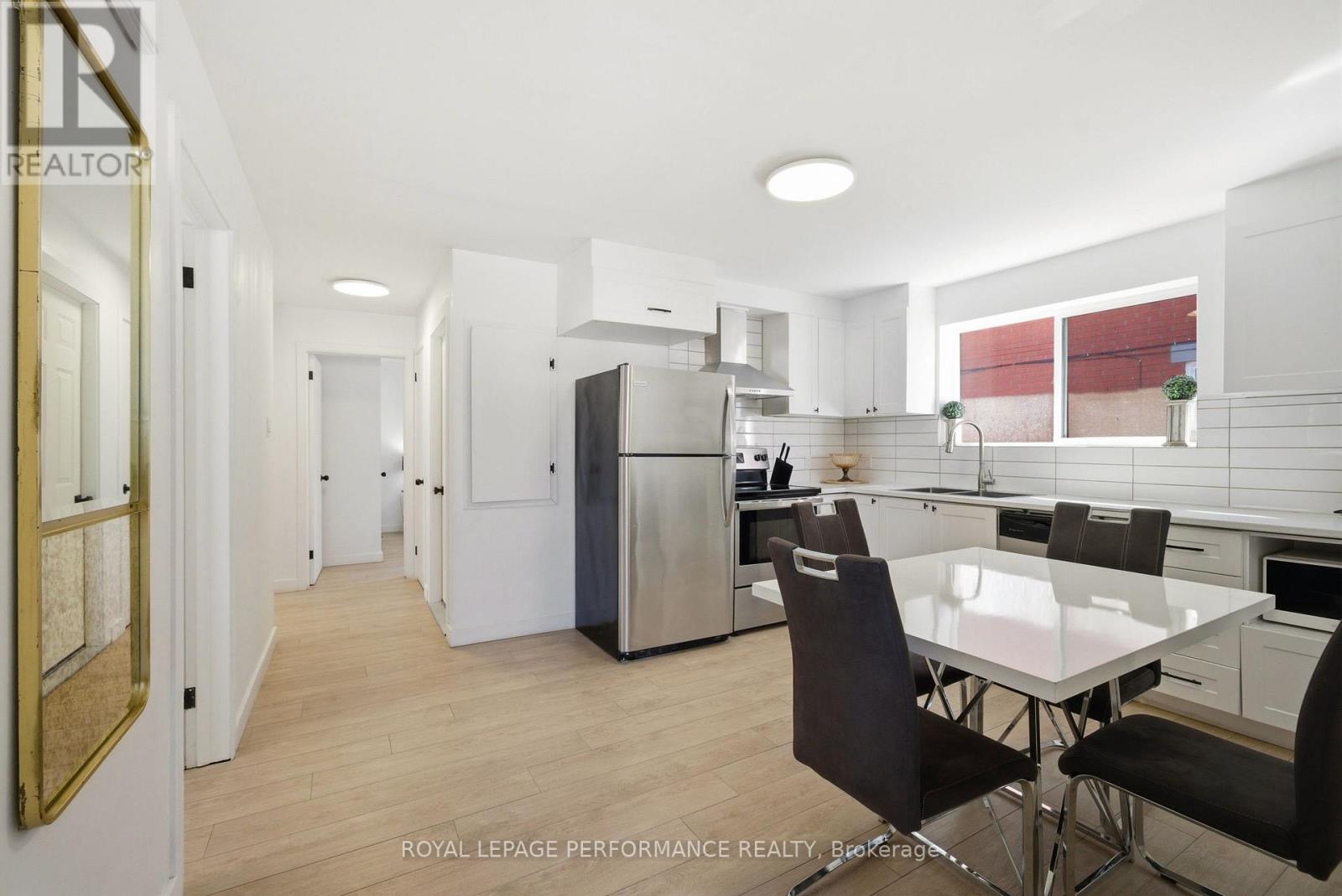 176 Dagmar Avenue, Ottawa, Ontario  K1L 5T2 - Photo 14 - X12916094