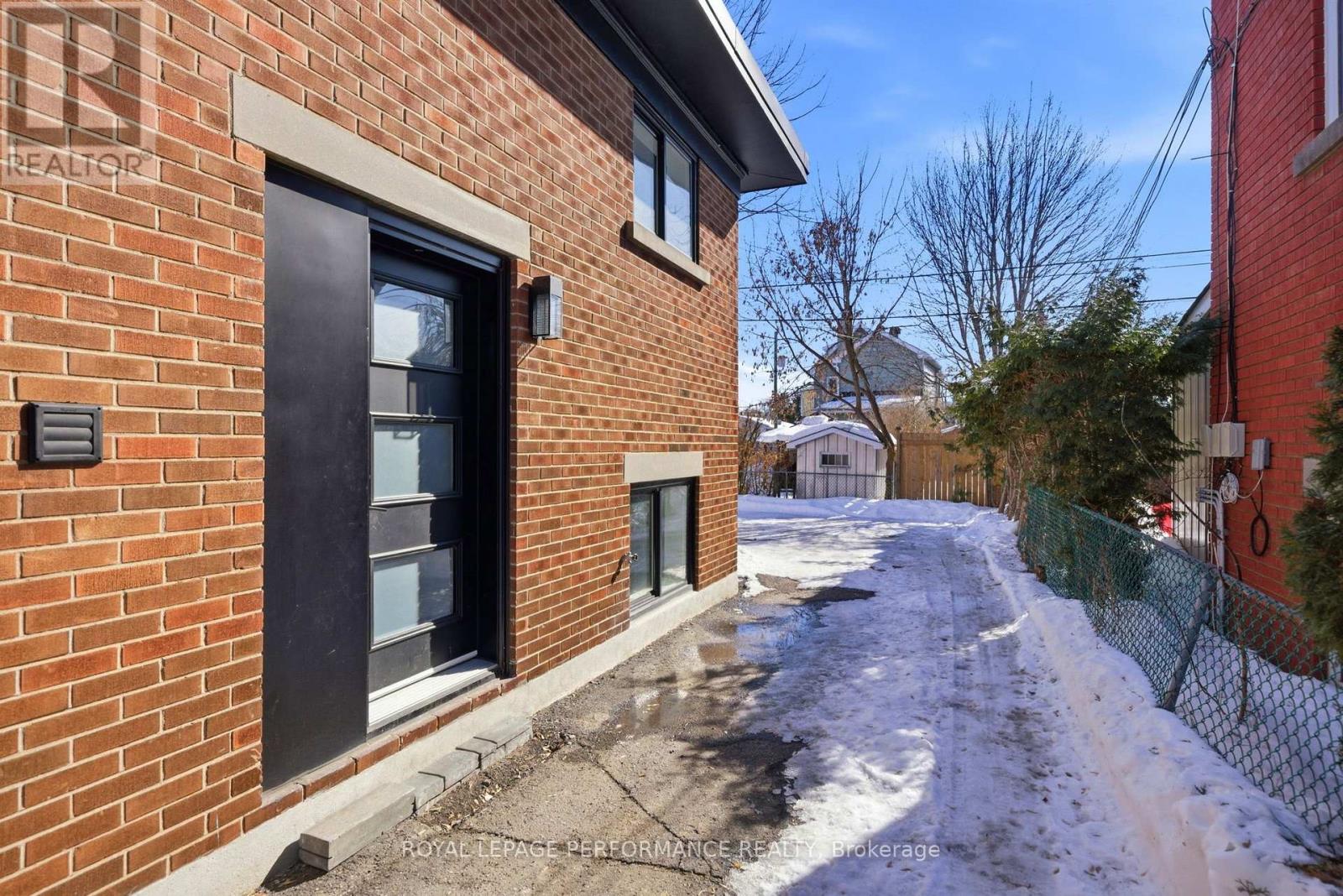 176 Dagmar Avenue, Ottawa, Ontario  K1L 5T2 - Photo 21 - X12916094