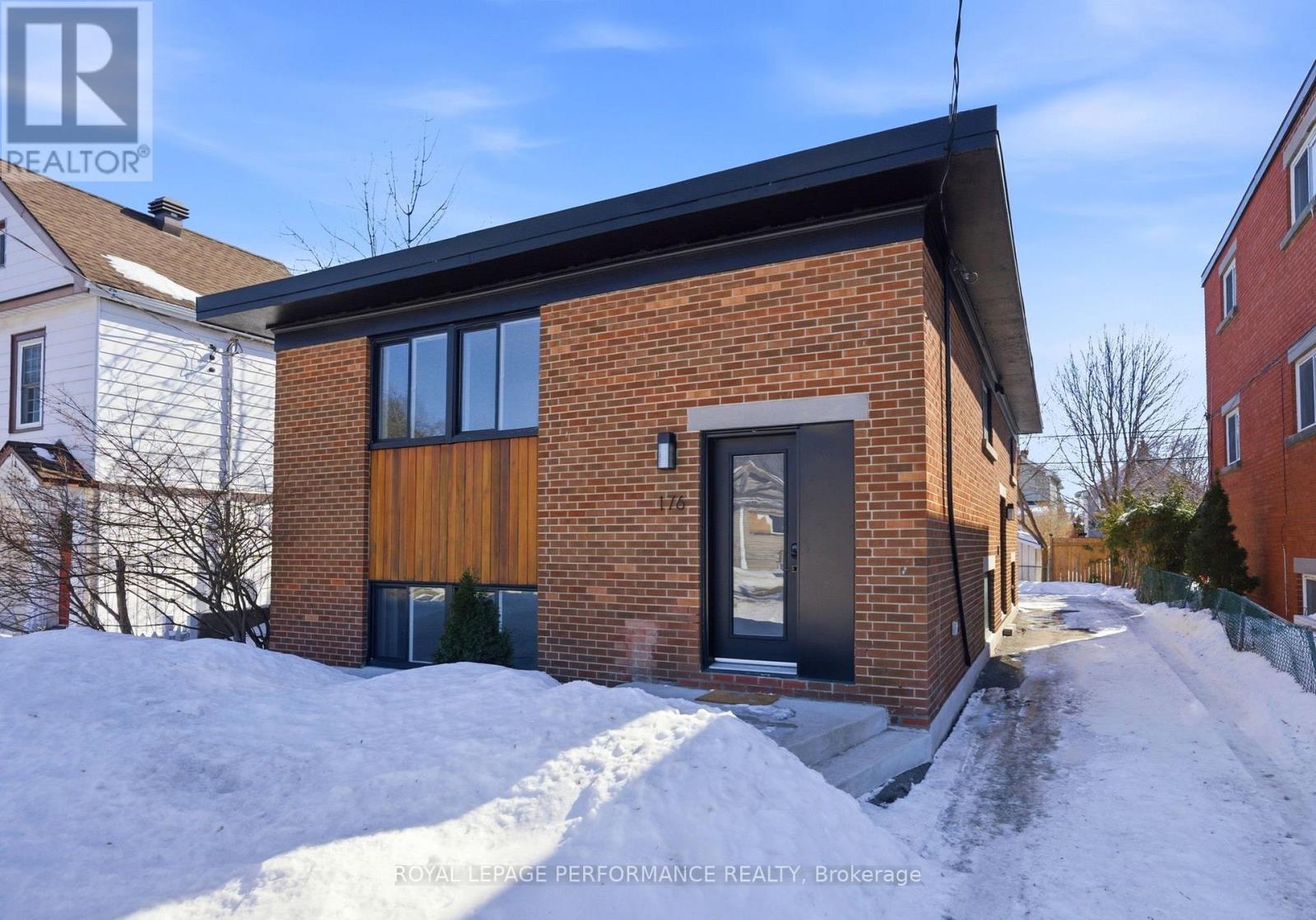 176 Dagmar Avenue, Ottawa, Ontario  K1L 5T2 - Photo 4 - X12916094