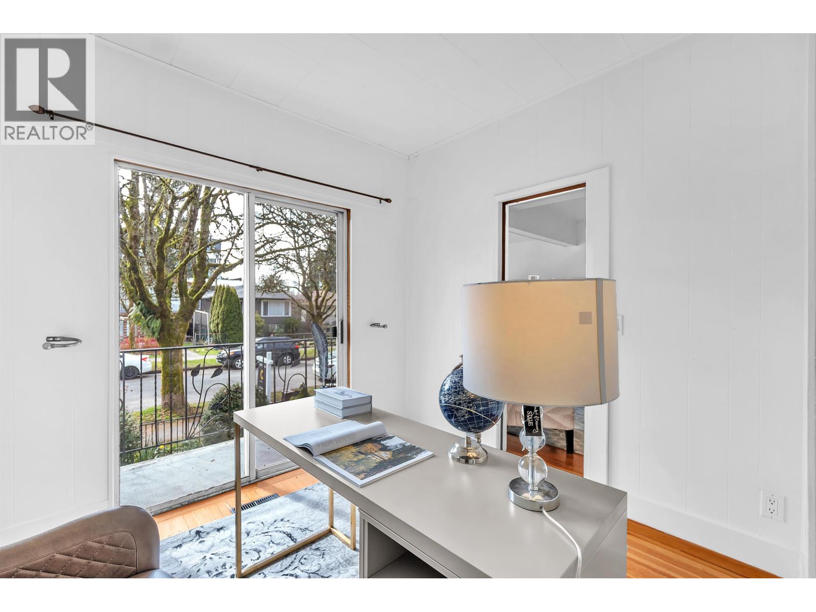 2223 E 8th Avenue, Vancouver, British Columbia  V6B 1A8 - Photo 10 - R3103008