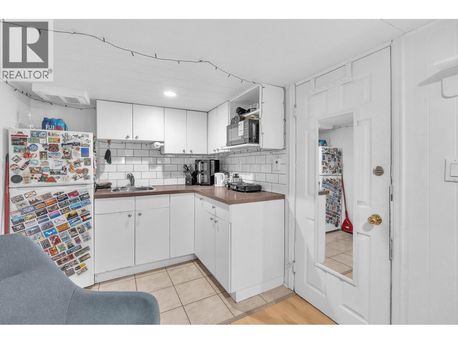 2223 E 8th Avenue, Vancouver, British Columbia  V6B 1A8 - Photo 23 - R3103008