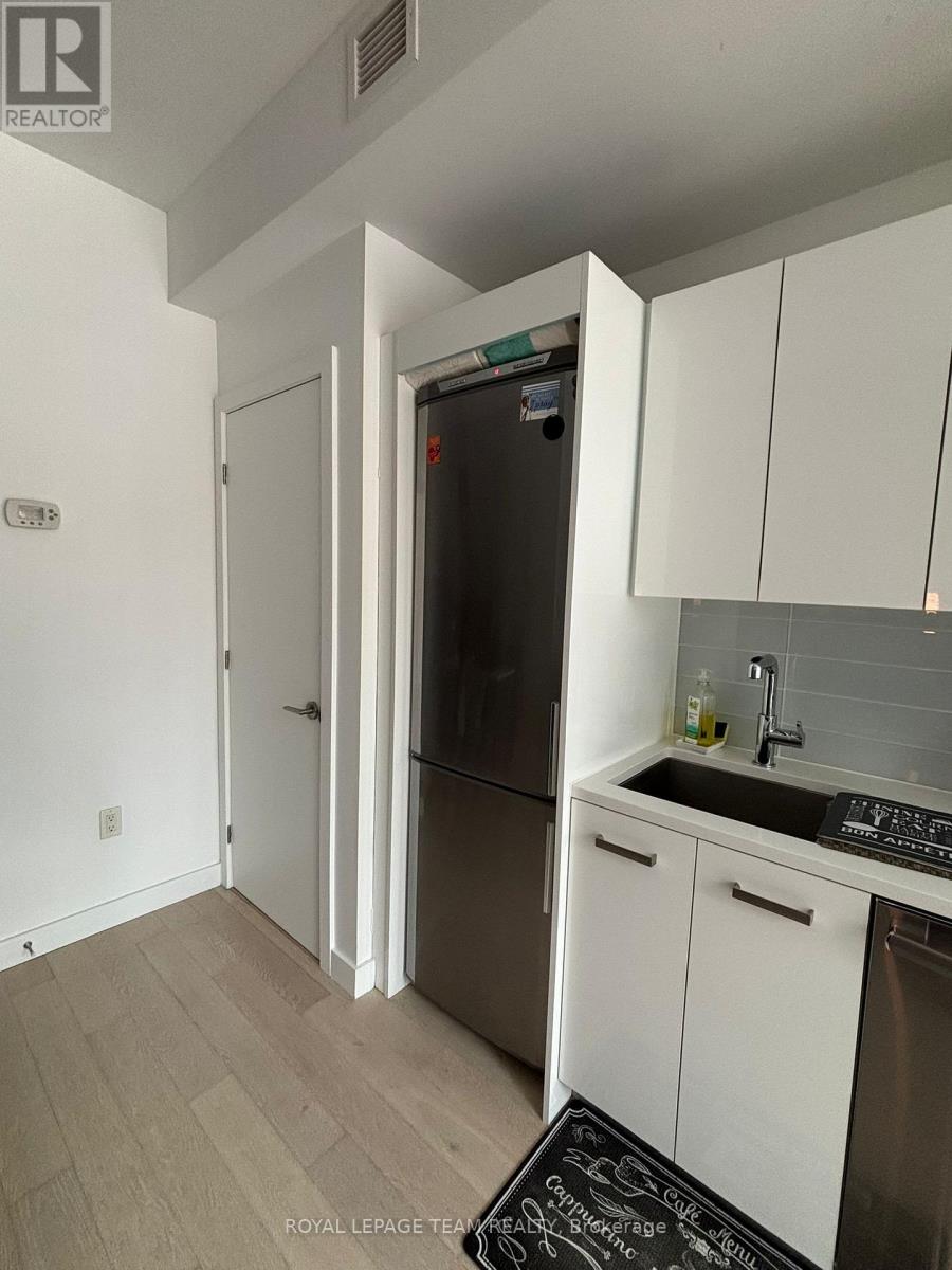 714 - 224 Lyon Street N, Ottawa, Ontario  K1R 5V9 - Photo 21 - X12915774