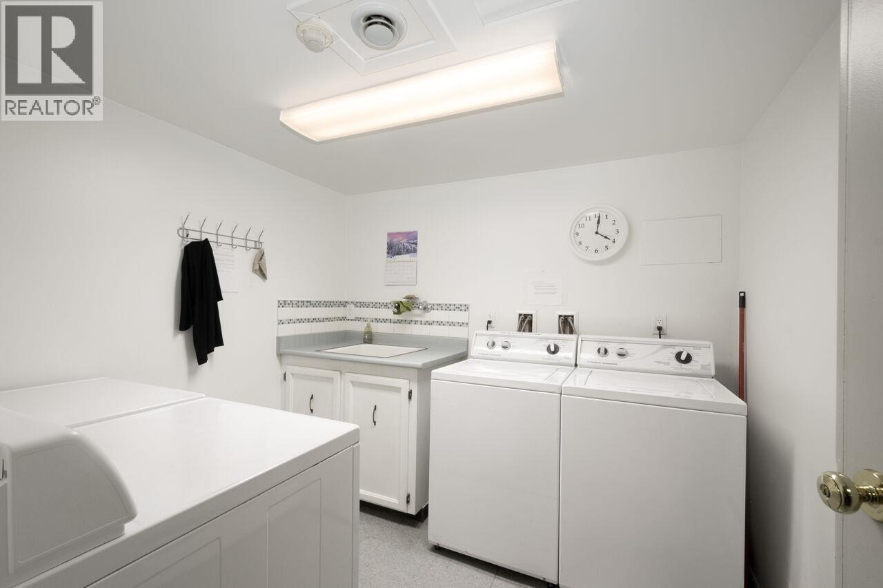 203 1696 W 10th Avenue, Vancouver, British Columbia  V6J 2A1 - Photo 30 - R3102996